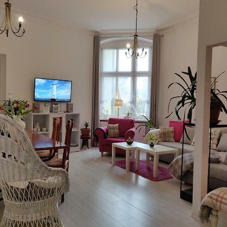 Апартаменти Apartament Helena Свіноуйсьце Екстер'єр фото