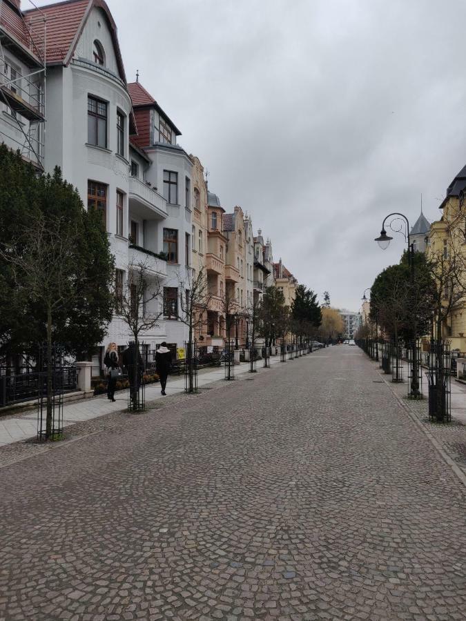 Апартаменти Apartament Helena Свіноуйсьце Екстер'єр фото